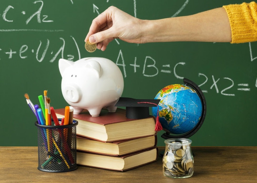 EDUCAÇÃO FINANCEIRA: COMO FALAR SOBRE DINHEIRO COM CRIANÇAS E ADOLESCENTES