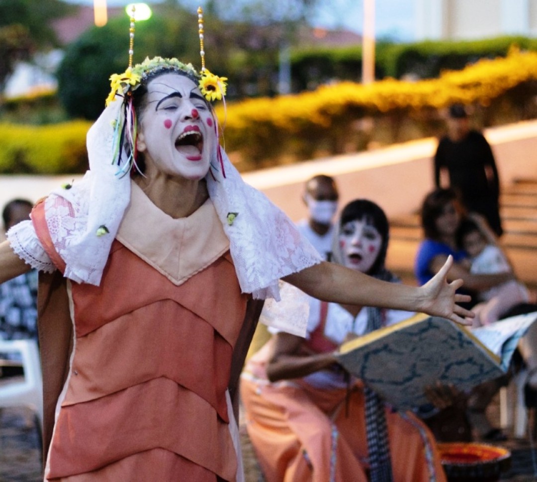 LEME RECEBERÁ ESPETÁCULO BALAIO POPULAR DO GRUPONTAPÉ NO DOMINGO, 12 DE MAIO