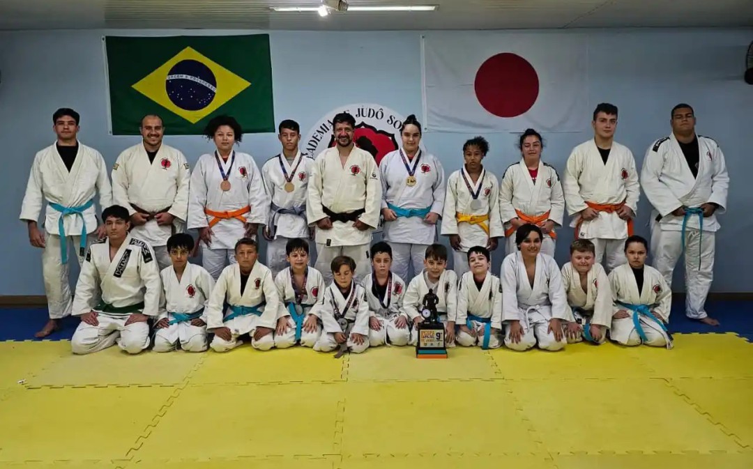 ACADEMIA DE JUDÔ SOSEN-NO CONQUISTA 18 MEDALHAS NA 1ª COPA APAJUL, EM LIMEIRA