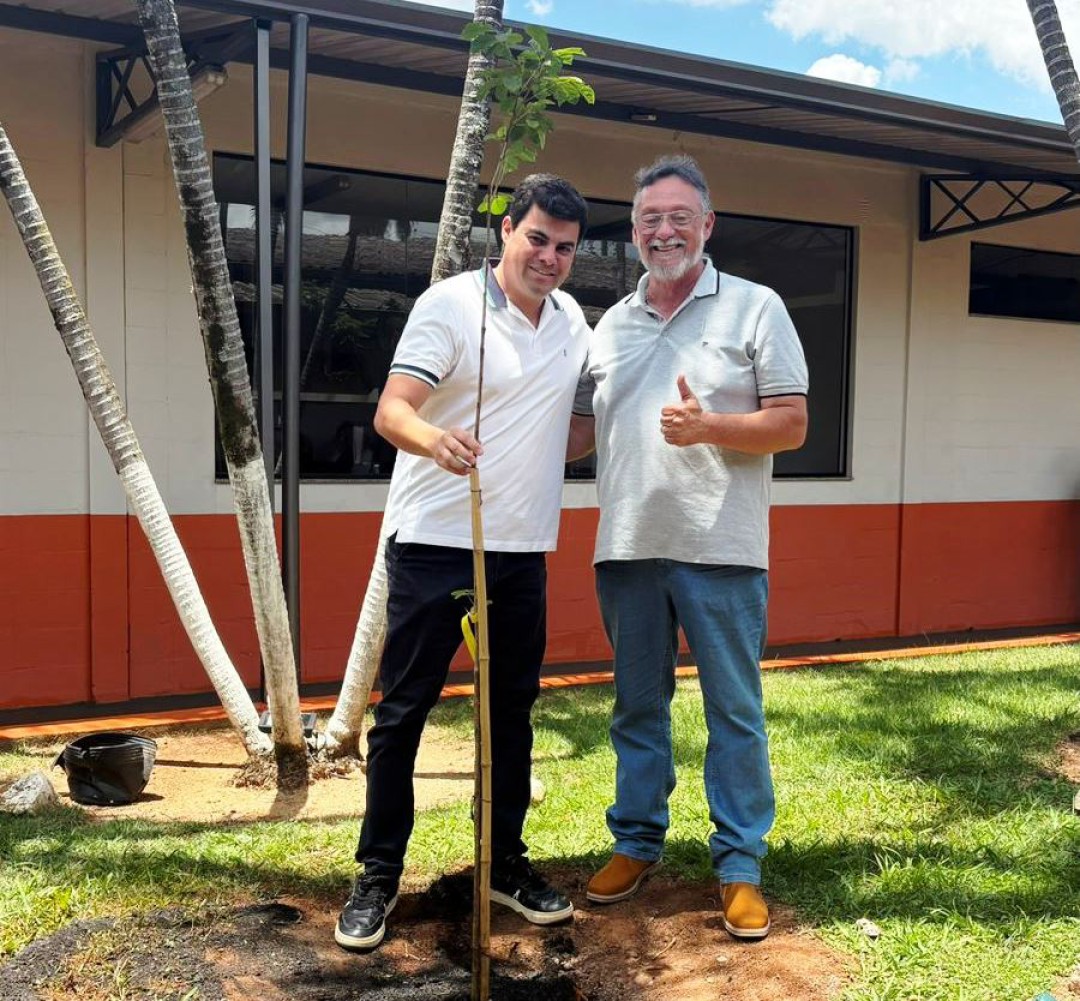 PROFESSOR ANTONIO CARBONARI NETTO - UM LEGADO DE EDUCAÇÃO E EMPREENDEDORISMO