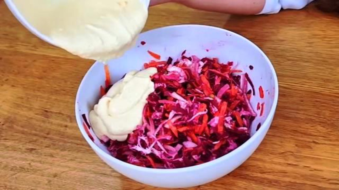 SALADA CREMOSA E SAUDÁVEL