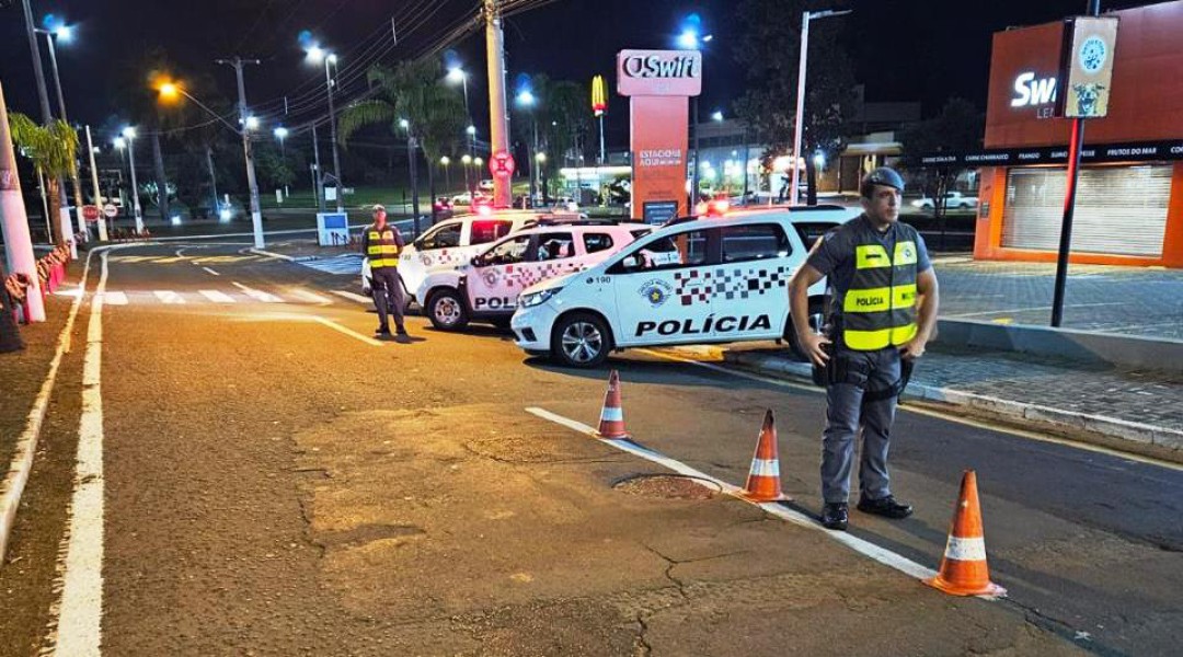 OPERAÇÃO BAR REFORÇA A SEGURANÇA NA ÁREA DA 4ª CIA PM