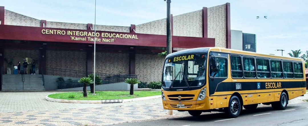 Projeto leva estudantes para conhecerem pontos históricos de Leme