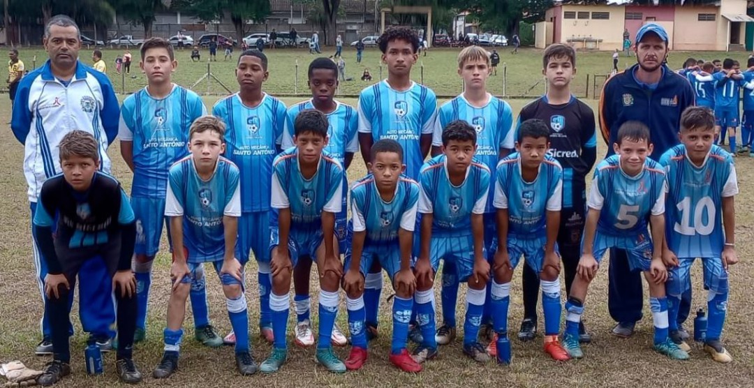 Escolinha de Futebol Lemense