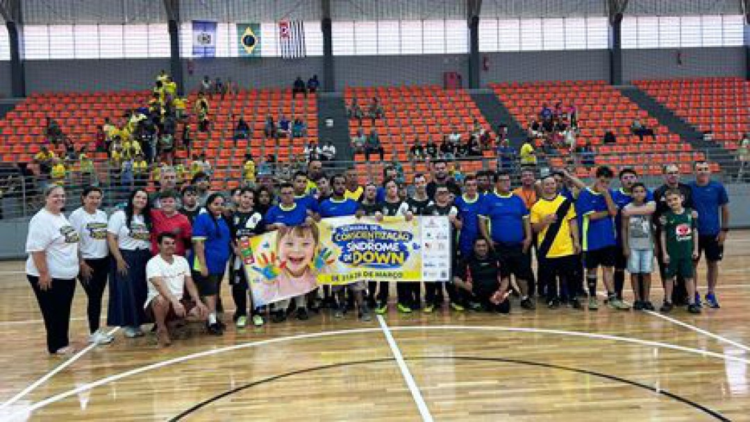 LEME ENCERRA SEGUNDA SEMANA MUNICIPAL DA PESSOA COM SÍNDROME DE DOWN COM JOGO DE FUTSAL