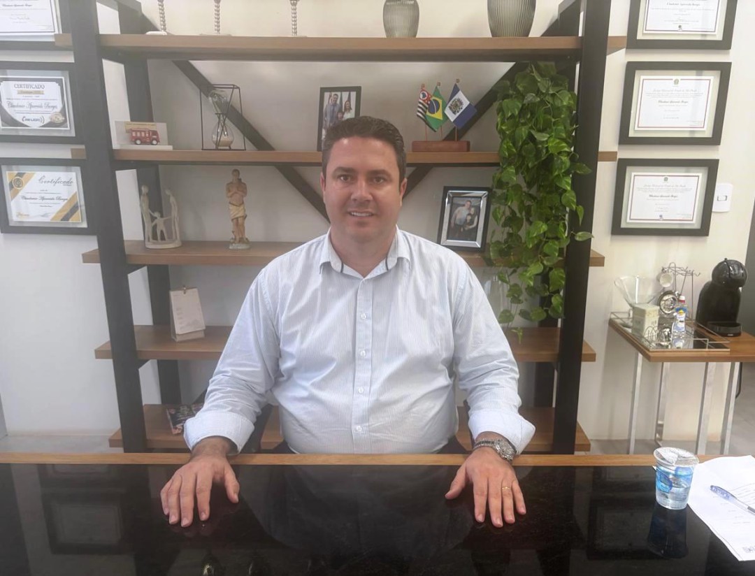 JORNAL TRIBUNA DE LEME ENTREVISTA O PREFEITO CLAUDEMIR BORGES A RESPEITO DAS AÇÕES PROMOVIDAS PELO MINISTÉRIO PÚBLICO EM RAZÃO DE SUPOSTAS IRREGULARIDADES EM SUA GESTÃO