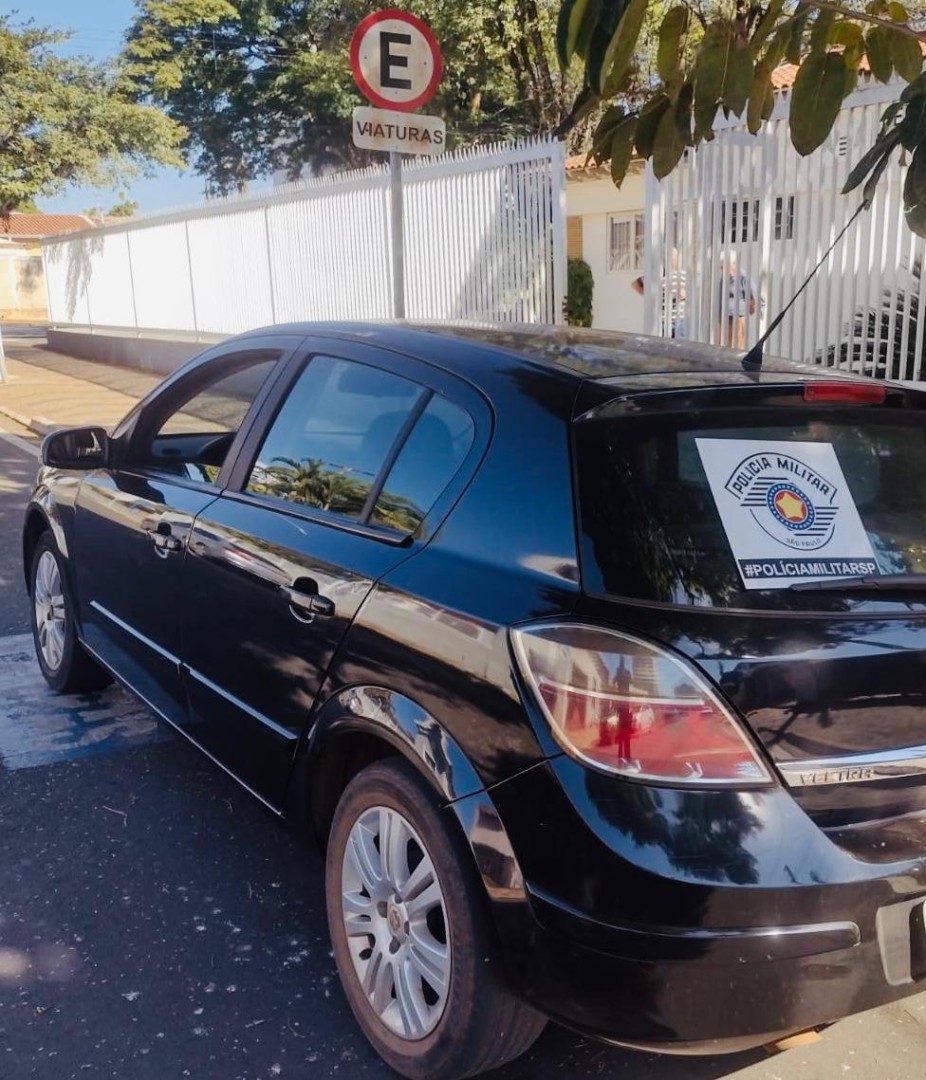 FLAGRANTE RECEPTAÇÃO VEÍCULO PRODUTO DE FURTO DE 19/06/2025