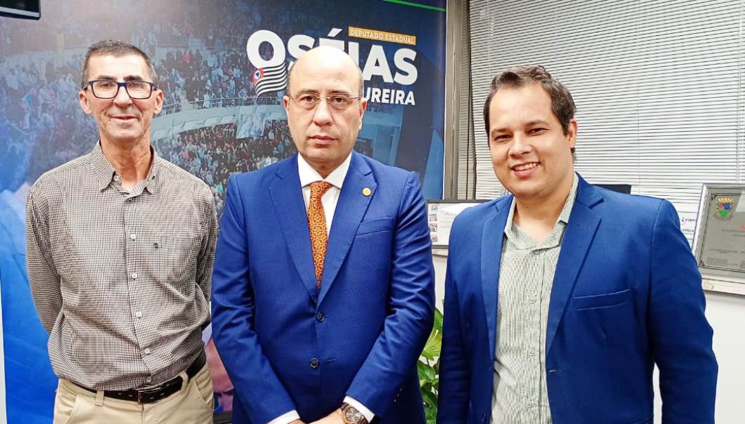 PASTOR DIOGO ARRUDA E IRMÃO MÁRCIO SILVA BUSCAM RECURSOS E PARCERIAS PARA LEME EM VISITA À ASSEMBLEIA LEGISLATIVA DE SP