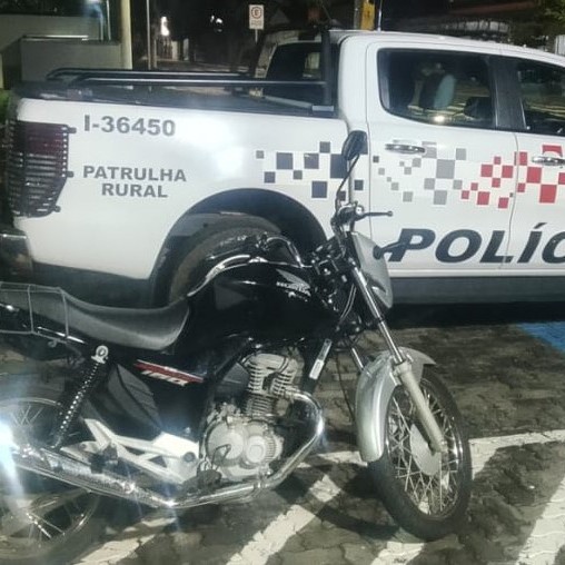 OPERAÇÃO ROLEZINHO: DOIS JOVENS SÃO ABORDADOS APÓS DIREÇÃO PERIGOSA E FUGA, EM LEME}